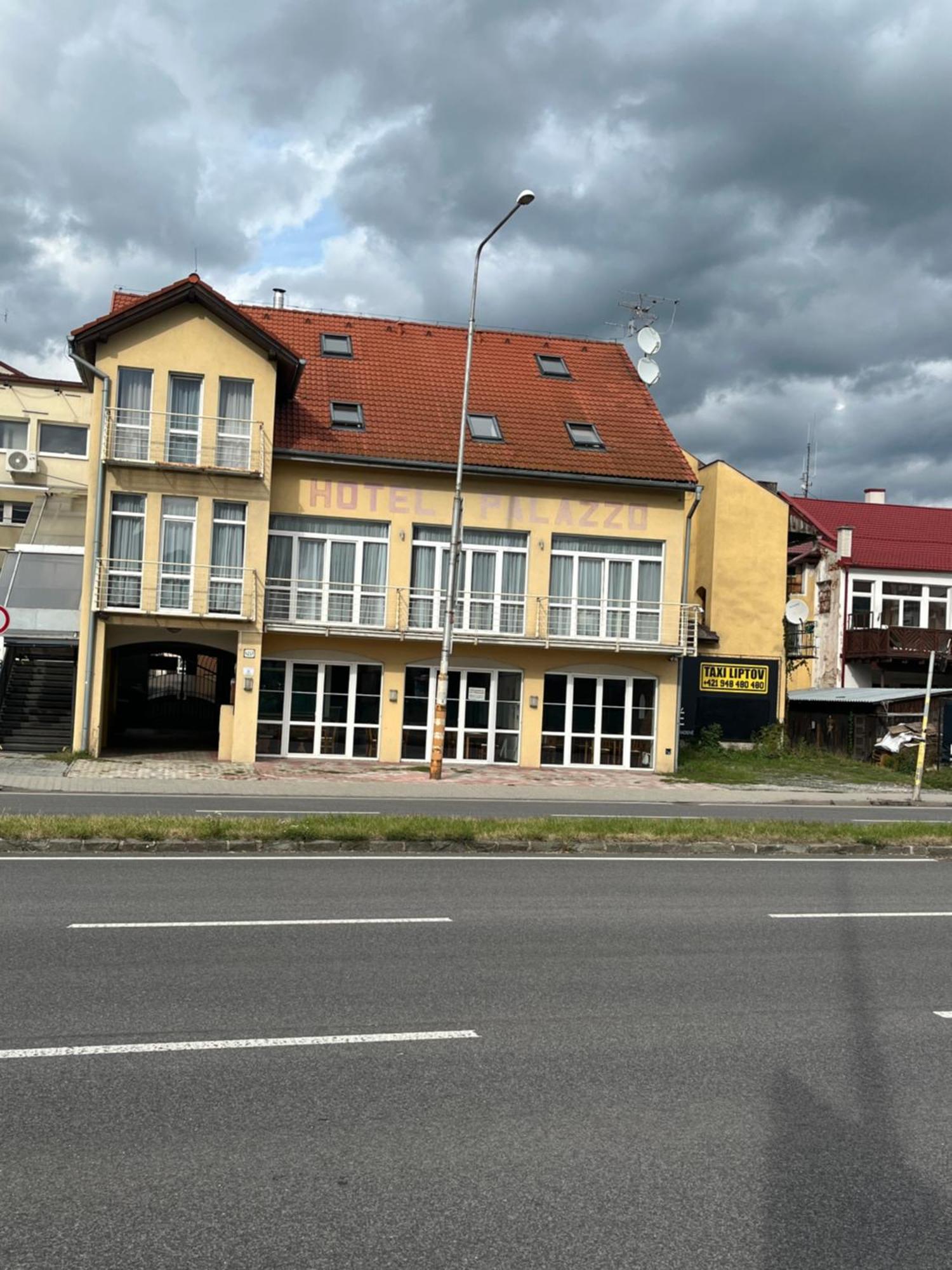 Hotel Palazzo Liptovský Mikuláš المظهر الخارجي الصورة